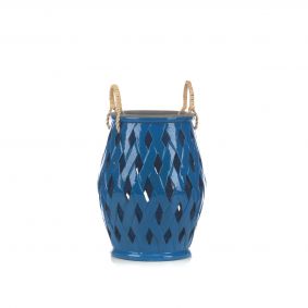 Lanterna in ceramica blu con manici intrecciati