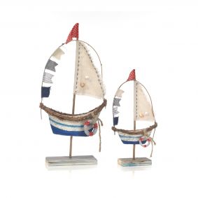 Barca in legno e tessuto bianco e blu